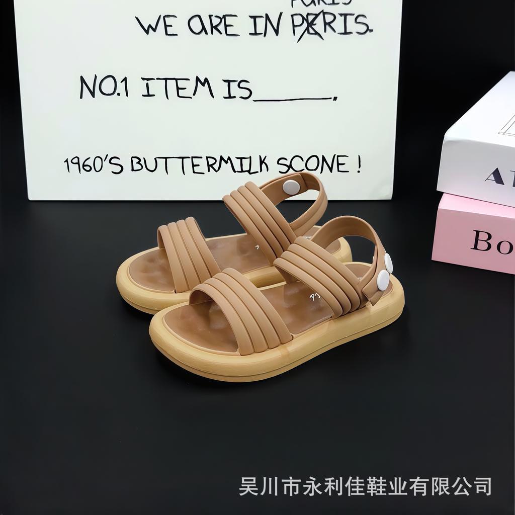 Girls' Summer New Soft-Soled Sandals for Young and Older Children with Buckle Closure