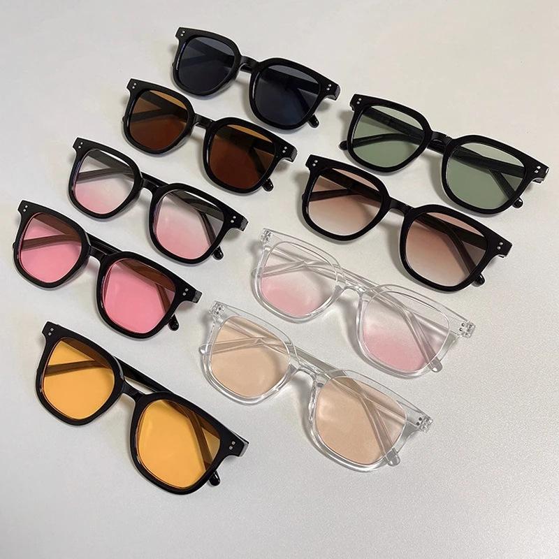 Vintage Fashion Style Sunglasses For Women Men Travel Vacation Uv400 Goggles Ladies Square Trendy Fashion Blush Lens Sun Glasses