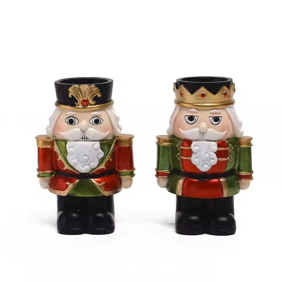 Mini Decorative Christmas Nutcracker Resin Painted Crafts Home Decor Candlelight Dinner Candlestick Stand Candle Holder