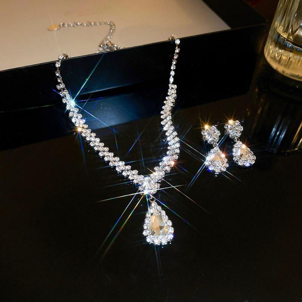 Diamond Water Drop V-shaped Fringed Necklace Earrings Two-piece Set Light Luxury Temperament Niche Collarbone Chain Personalized Jewelry