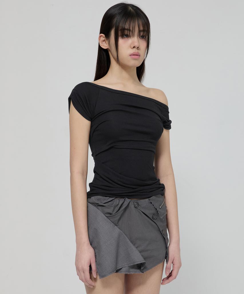 Peulleeoeob Draped Top (Fl-130_Black)