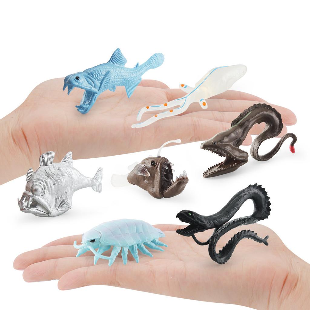 Realistic Pvc Static Model Of Wide Mouthed Fish Featuring Big Eye Squid And Lophius