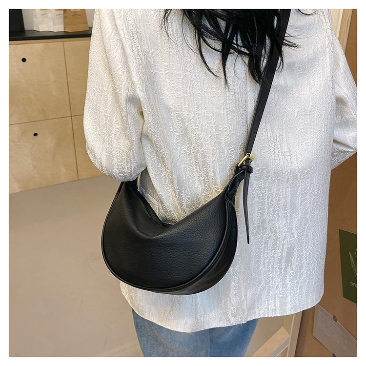 2024 Korean Style Soft PU Leather Women's Dumpling Crossbody Bag - Versatile & Fashionable