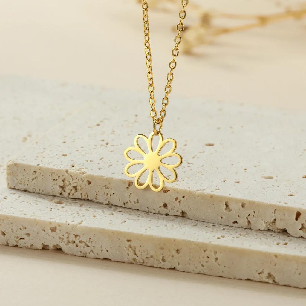 Cazador Cute Flower Stud Earrings for Women Stainless Steel Jewelry Gold Color Floral Piercing Earrings 2026 Trend Gift