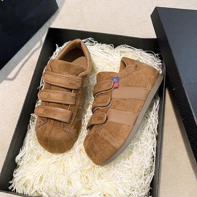 Retro matte big head board shoes women's 2025 autumn new flat bottom inner height increase low top sports shoes casual moral training shoes