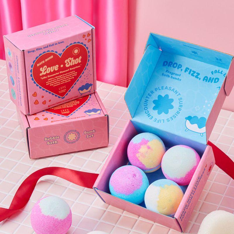 

LEPS Набор для ванны с пеной Love Shot Kit Бомбочки для ванны 140 г Набор из 4 предметов Bath Bombs 140g (4 types)