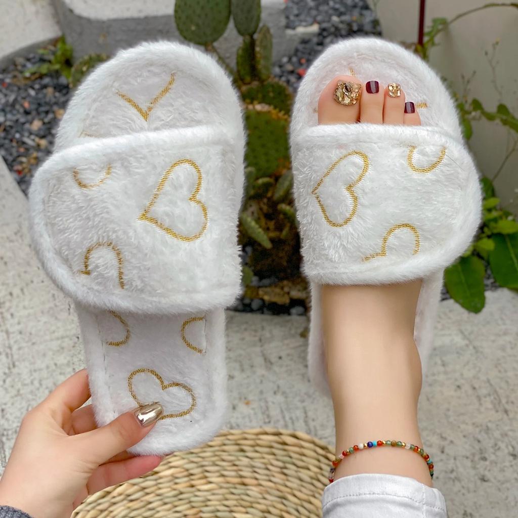Fashion Slippers for Women Flip Flops Casual Flat Heels Shoes for Women Heart Shaped Fur Short Plush Women Slippers Plus Size