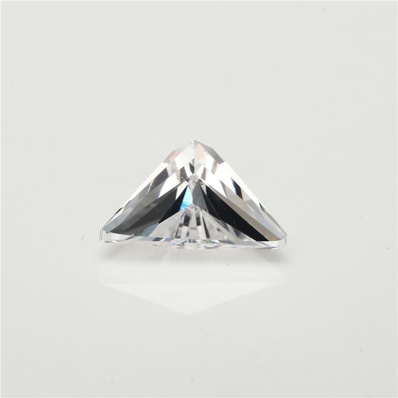 Cellacity True Triangle Cut Bulk Moissanite Beads 0.5-5 Carat D Color VVS1 GRA Certified Lab-grown Gemstone Jewelry Material