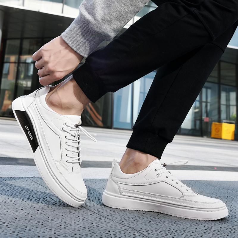 Fashion Men's New Fashion Luxury Walking Sports Shoes Daily Commuting Casual Men's Shoes Comfortable and Versatile Lace Up Board Shoes