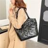 Fashion Large Capacity Shoulder Handbag Multifunctional Portable Tote Bag Casual Commuting Bag Women
