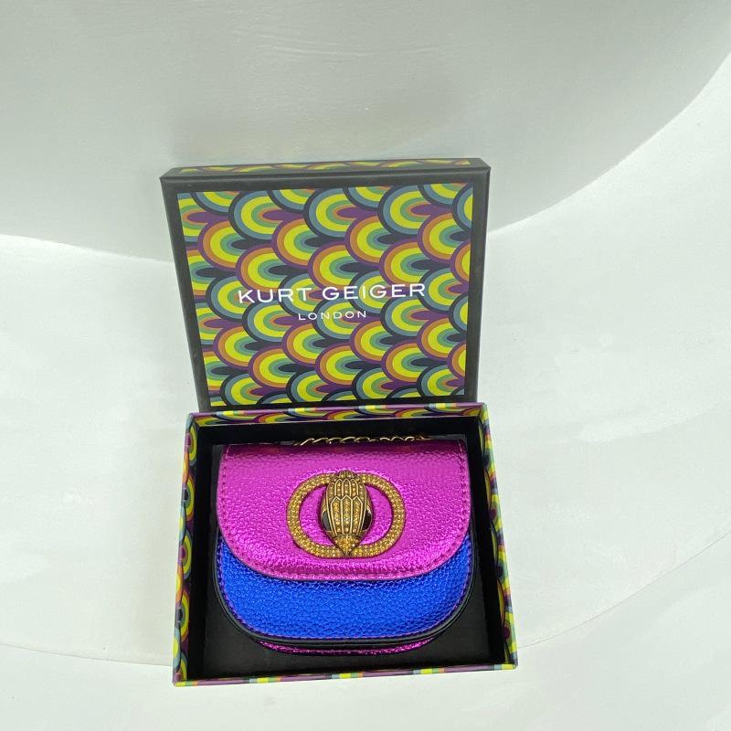 

Наплічна сумка-сідло з головою орла: Універсальний і стильний міні-плащ в стилі колор-блок для жінок 12*4*10