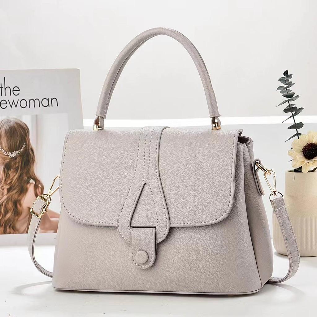 Stylish And Spacious Pu Tote Bag For Women With Chic Casual Design And Versatile Uses