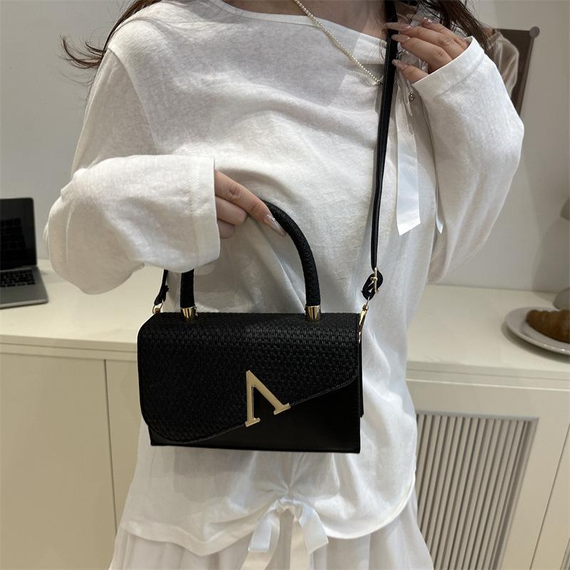 Simple Niche Stylish Casual and Fashionable Small Square Bag Stylish Ladies' Single-shoulder Crossbody Bag