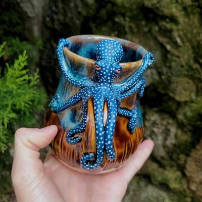 Tasse pieuvre bleue, tasse à café pieuvre faite à la main, tasse en céramique de style océan