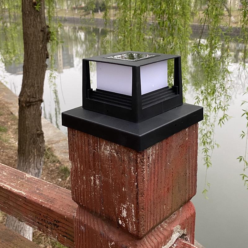 Square Solar Post Cap Light for Outdoor Fence and Courtyard