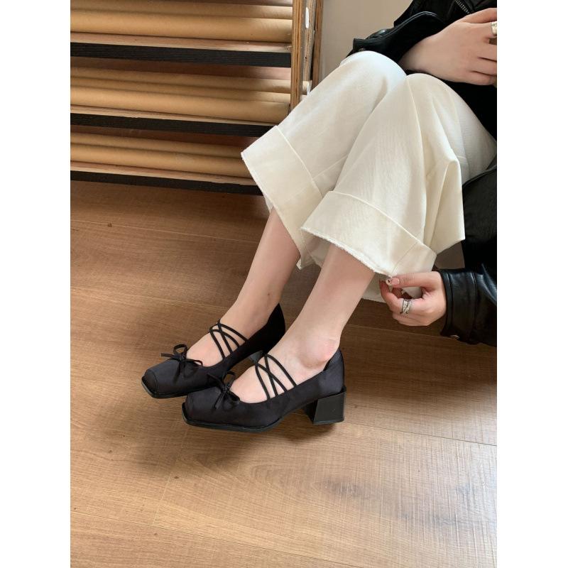 Brown French square head bow Mary Jane high heels 2025 autumn new retro thick heel light mouth single shoes