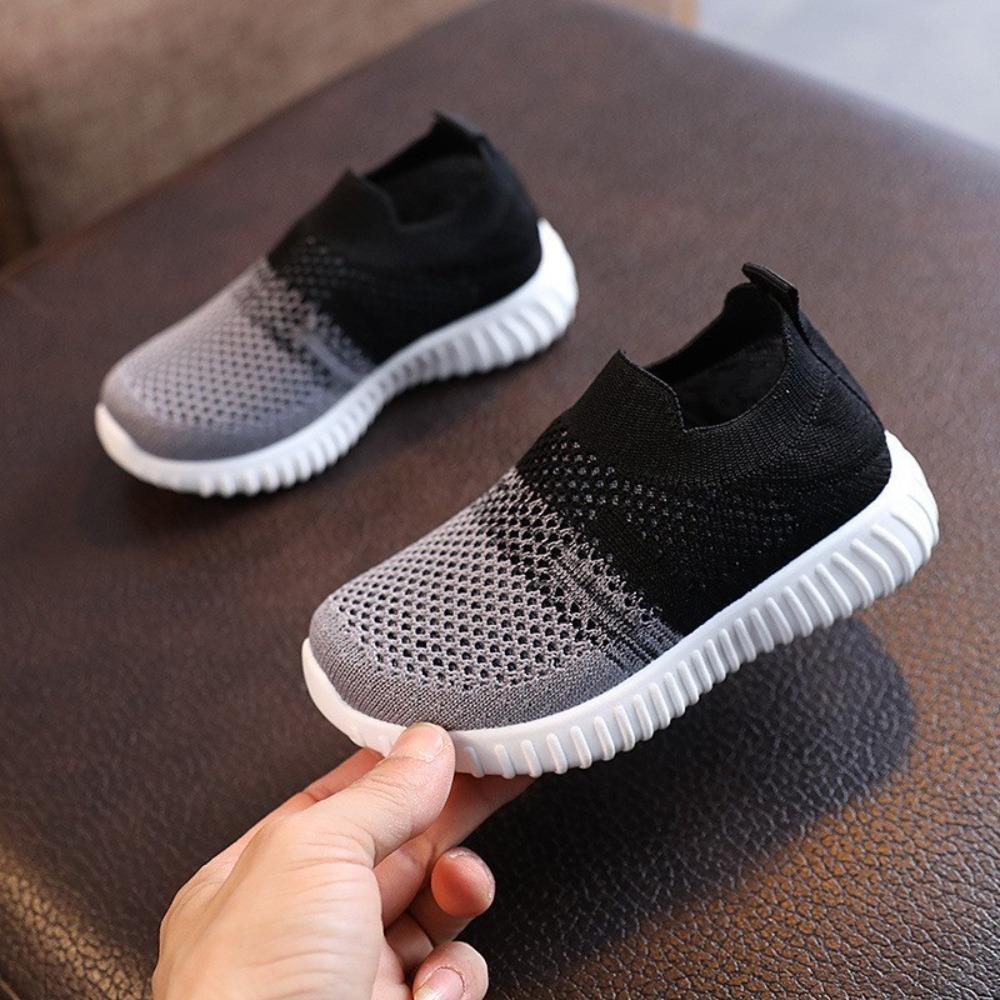 Mesh Upper Children Running Sneakers Soft Soled Patchwork Design Kids Shoes Slip-on Style Lightweight Anti-Slip Shoes