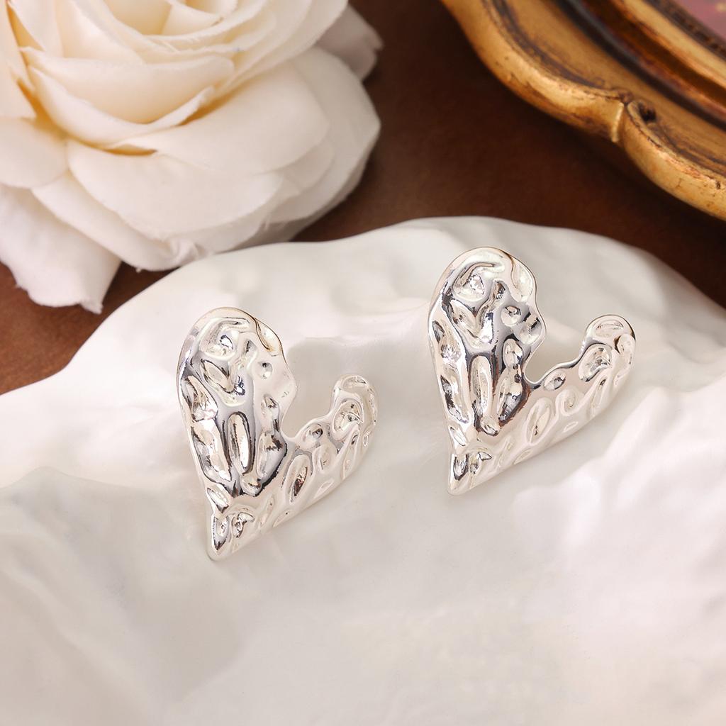 Light Luxury Ins Romantic Gold Age Irregular Karst Peach Heart Earrings Plated With Genuine 925 Silver Ear Needles