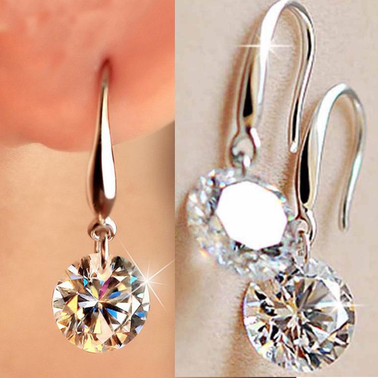 

Корейские милые серьги-подвески с цирконами из Дондэмуна для женщин - серебро s925 Other