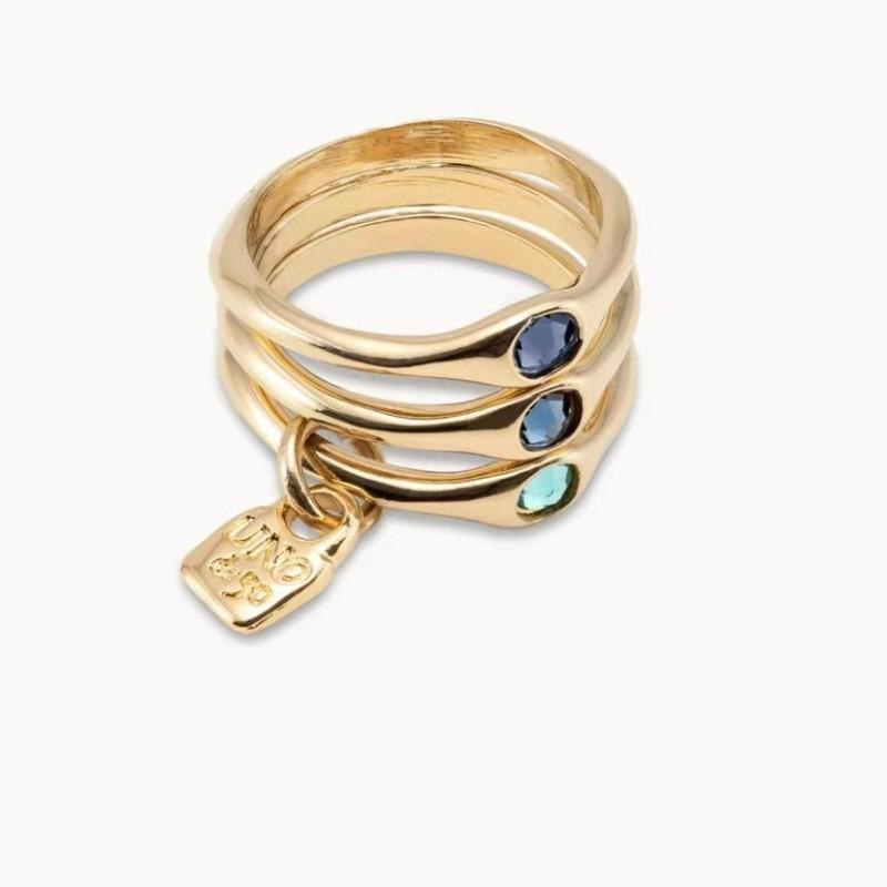 

простое многоуровневое стекирование кристаллического кольца, интернет-магазин ювелирных изделий отправляется от имени одного экземпляра. No. 9