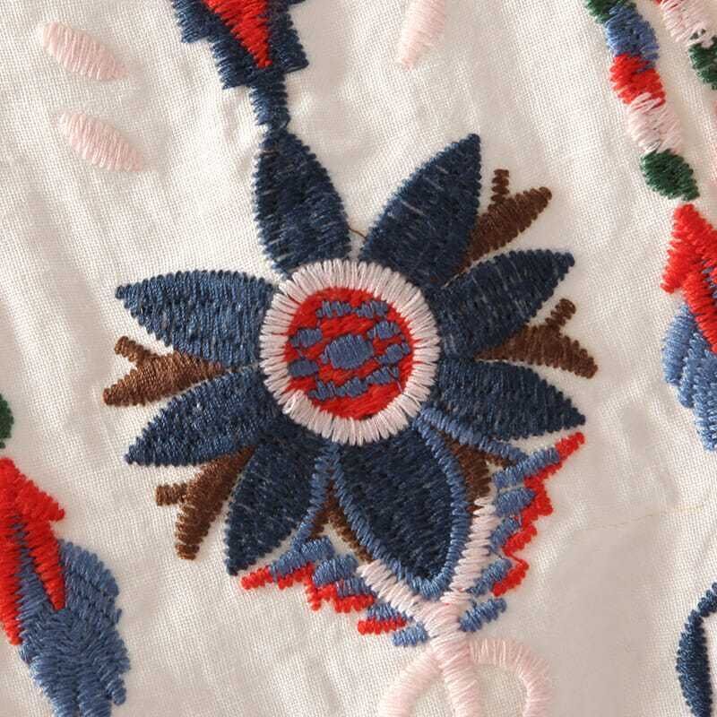 Vintage Cotton Linen Embroidered T-Shirt for Women Round Neck Short Sleeve Casual Plus Size Blouse