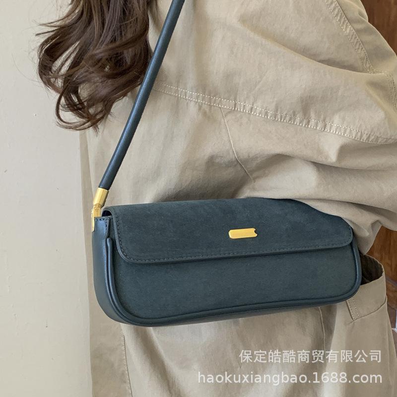 Premium texture retro small bag women's 2025 new commuter versatile shoulder underarm bag fashionable portable baguette bag