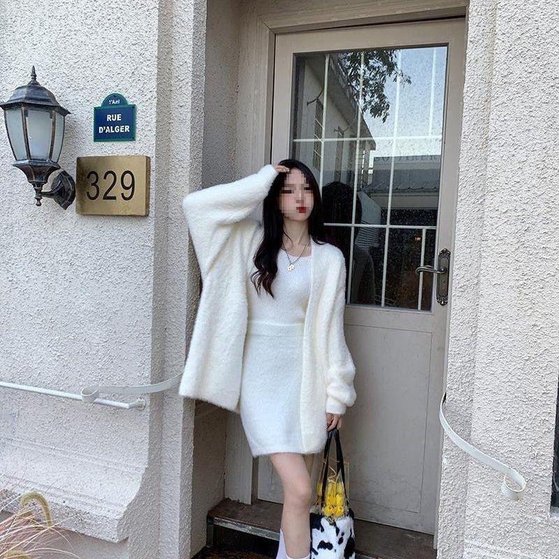 Women's Versatile Thickened Mink Cashmere Cardigan: Loose, Mid-Length Knit Sweater for Autumn and Winter.