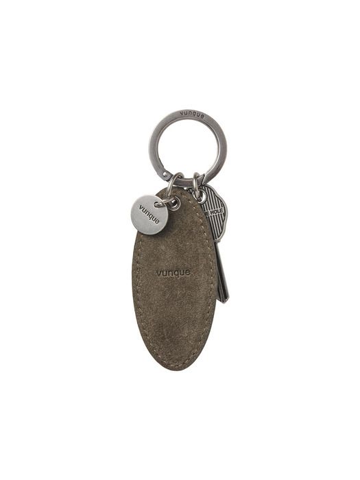 Vunque Suede Round Key Charm (Suede Round Key Charm) Musk Khaki