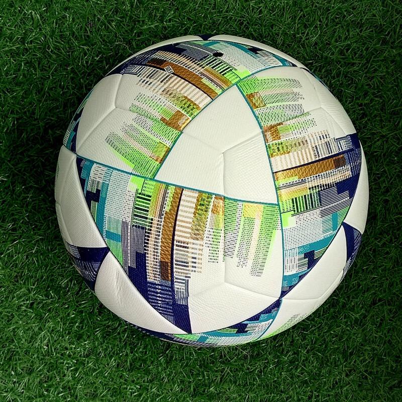 Mussel Seamless Size 5 Football