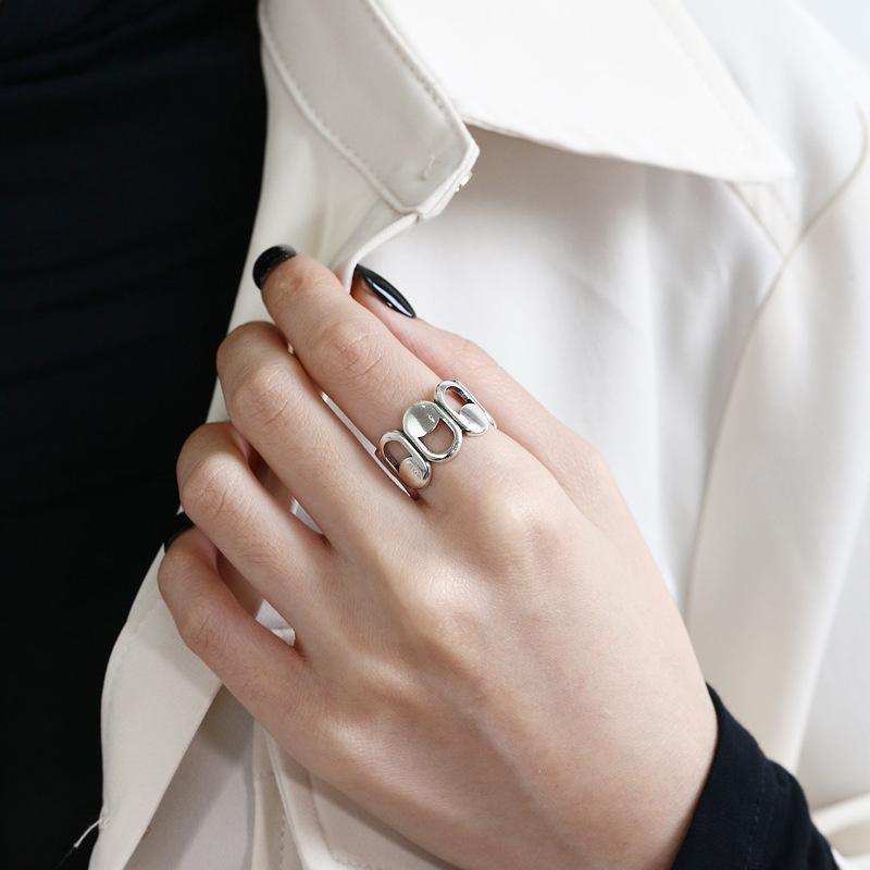 S925 Sterling Silver Retro Thai-Style Hollowed Blackened Ring for Women - High-End European Style