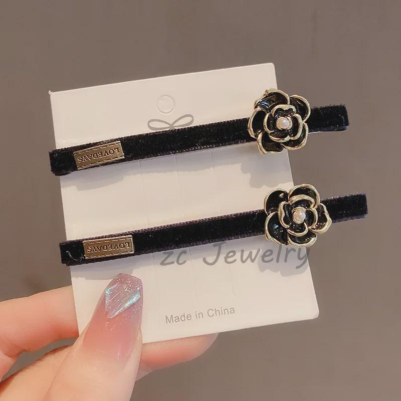 

Luxury Black Camellia Pearl Hairpin for Women