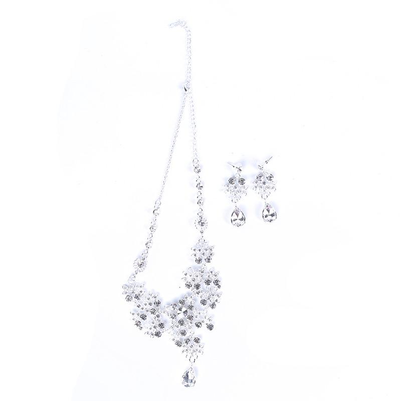 European and American Bride Drop Earrings Necklace Set Adjustable Pendant Necklace