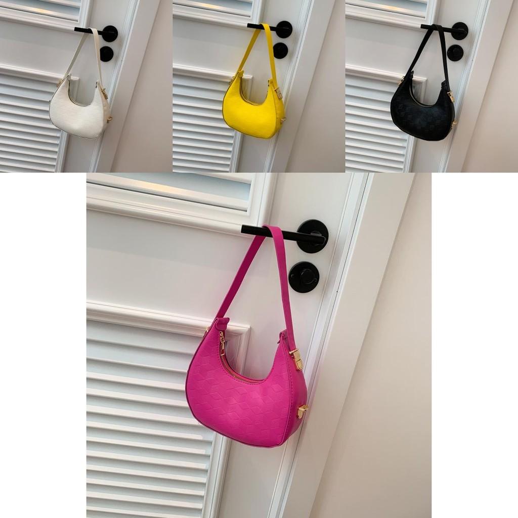 Fashionable Street Style Small Shoulder Bag Luxurious Pu Fabric With Soft Texture For Everyday Looks