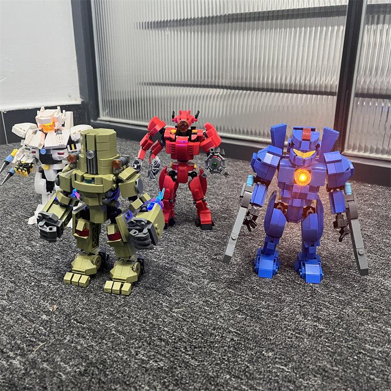 Qicai Creative Building Block MOC Mech Q Edition Can Install Little Man, Dangerous Wanderer, Crimson Storm Yurika Assembly Toy