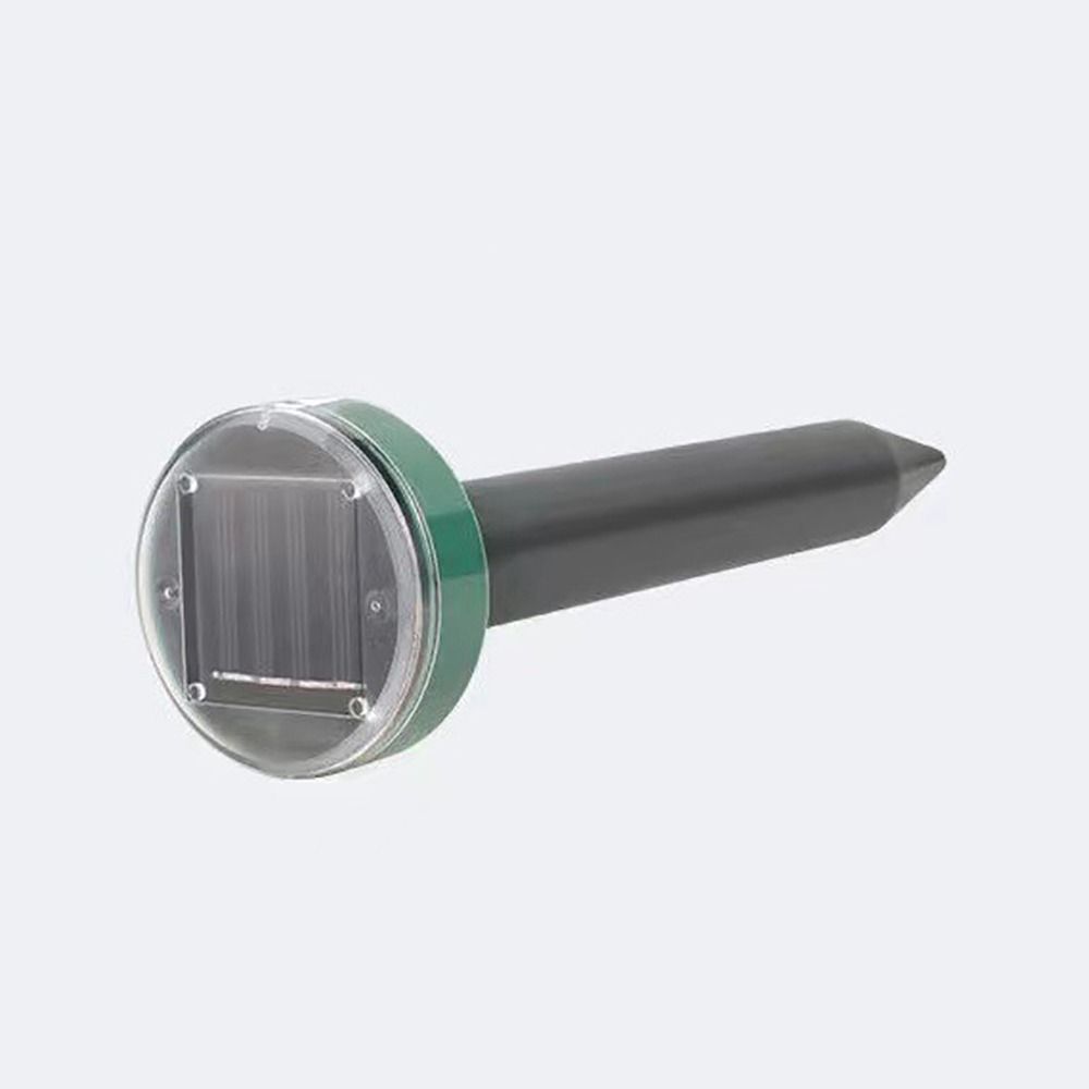 Noiseless Mouse Repeller Solar Powered Rodent Deterrent Solar Ultrasonic Mole Repeller Garden