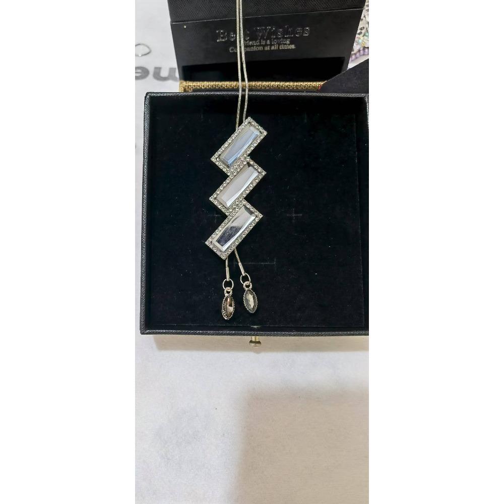 Sweater Chain Long Necklace Light Luxury High Sense Versatile Fringed Jewelry Accessories Pendant