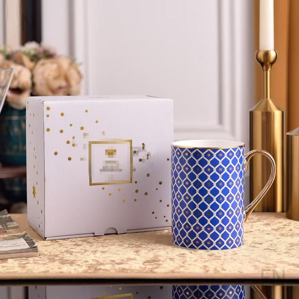 European Palace Style Gilded Bone China Coffee Cup Luxury Office Tea Cup Gift for Friends