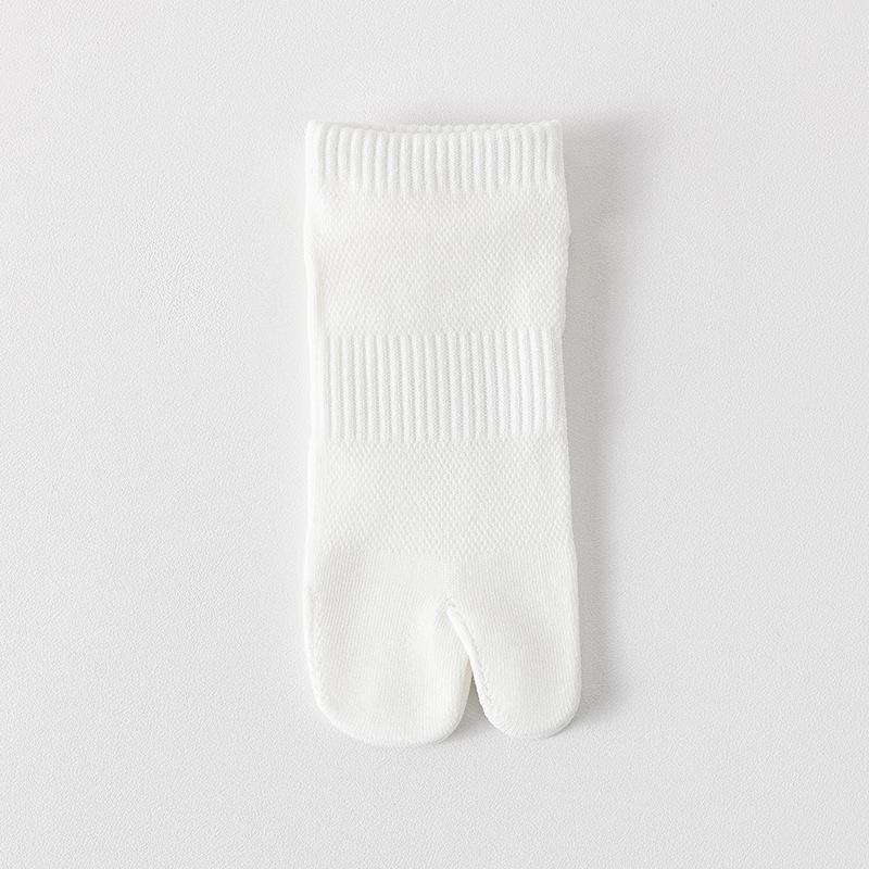 Two-finger Short Socks for Men, Spring and Summer, Thin Cotton Socks, Boneless Mesh, Sweat-absorbing and Non-dropping, Low-top Thumb Split Socks