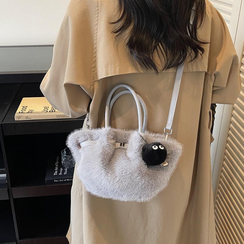Autumn New Plush Bucket Bag Trend Korean Niche Simple Shoulder Messenger Bag Large Capacity Bag