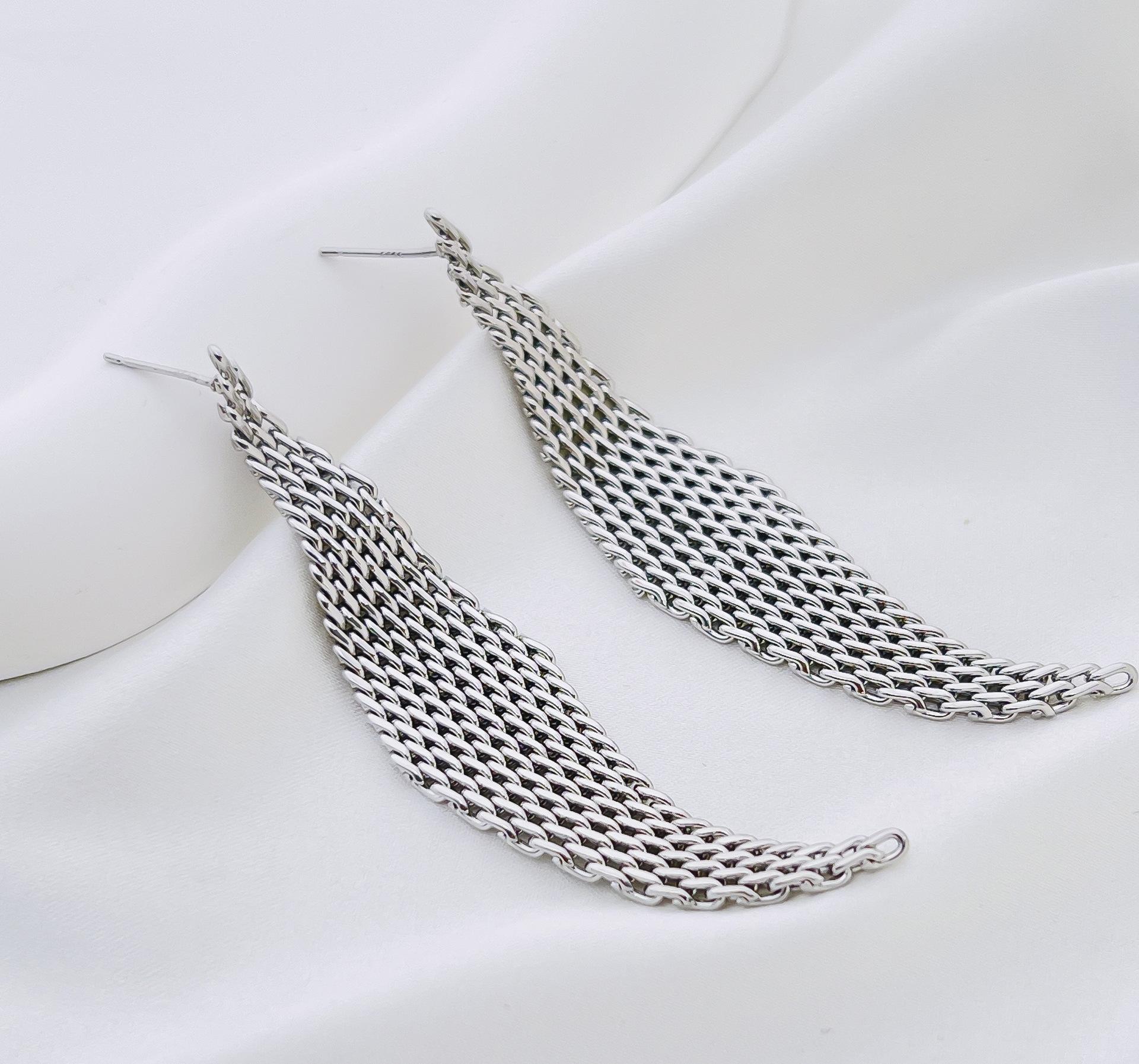 

Премиальные серьги-гвоздики из настоящего золота 18 карат с латунным покрытием, женские серьги-гвоздики с ромбовидной плетеной кисточкой из серебра 925 пробы с эффектом холодного ветра серебряный