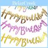 Einzigartige Partydekoration mit glitzerndem Happy Birthday Banner und Girlande