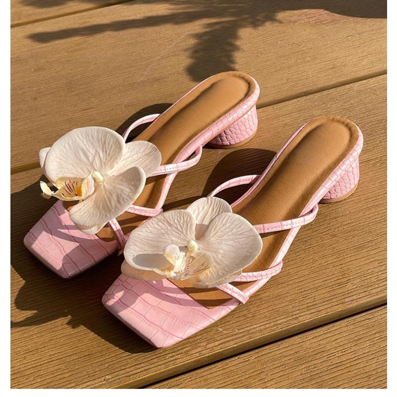 

Niche flower women spring summer comfortable square head open toe thick heel wear half drag high heels holiday sandals 35 розовый