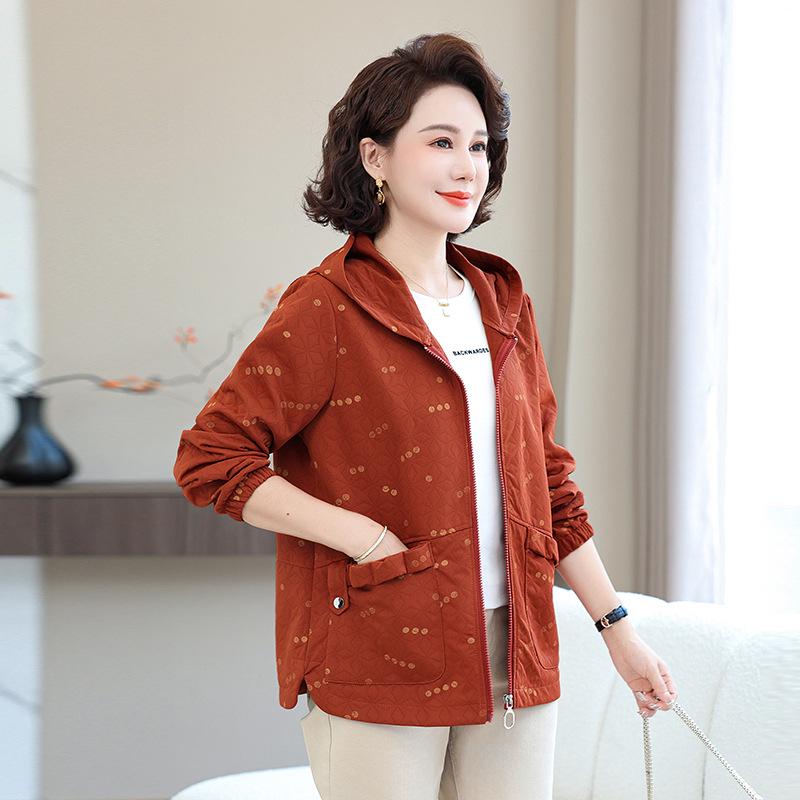 

Стильный весенний ветрозащитный плащ 2025 года для женщин среднего и пожилого возраста - Легкое пальто для весны и осени 4XL for 135-145 jin оранжевый