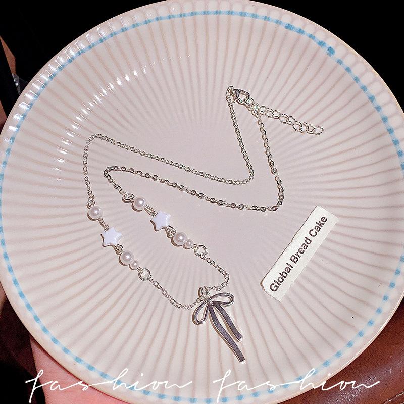 Female Clavicle Niche Bow Star Necklace