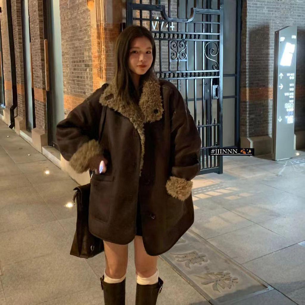 HEYGIR Black Double-Sided Leather Fur Motorcycle Jacket: Women's Winter Warm Loose Fit.