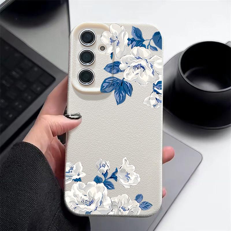 Funda Floral de Gardenia Blanca Para Samsung S26 S25 S24 Ultra S23 S22 S21 FE A15 A16 A17 A26 A35 A36 A37 A54 A55 A56 A57 5G Cubierta de Silicona con Textura de Cuero