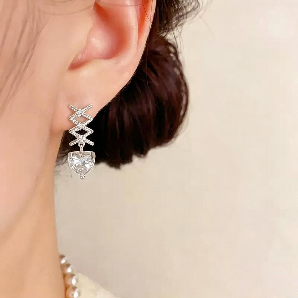 Elegant Heart Zircon Bow Long Earrings - Sweet, Fresh, High-End Feel for Women