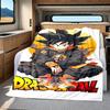 1pz Coperta in Flanella con Stampa Son Goku, Alta Qualità per Tutte le Stagioni, Decorazione per la Casa, Calore e Comfort, Perfetta per Regali di Natale
