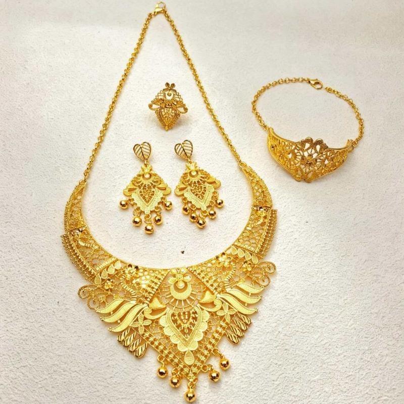 Middle East Jewelry Dubai Saudi Jewelry Bridal Necklace Earrings Ring Bracelet Four-piece Jewelry