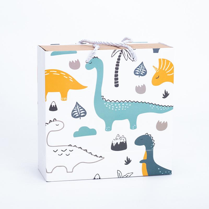 Japanese Handmade Seashell Wind Chime: 19-Line Ornament for Kids' Room, Balcony, Holiday Gifts, or Door Decor.